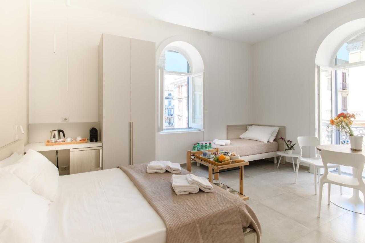 Bed and Breakfast Lux Caracciolo Nápoles Exterior foto